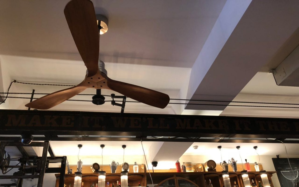Потолочные вентиляторы Lantau в ресторане «Мастер и Маргарита»